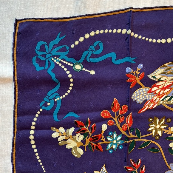 Nina Ricci Silk Scarf with Flowers and Birds - Picture 6 of 9